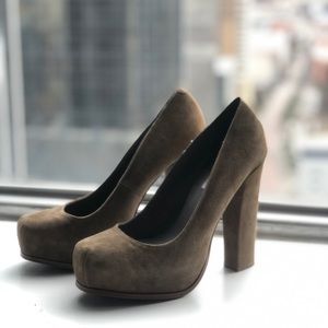 Steve Madden Gray Chunky Platform heels